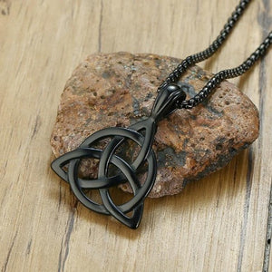 Collier Pendentif Nœud de la Trinité - Triquetra noir